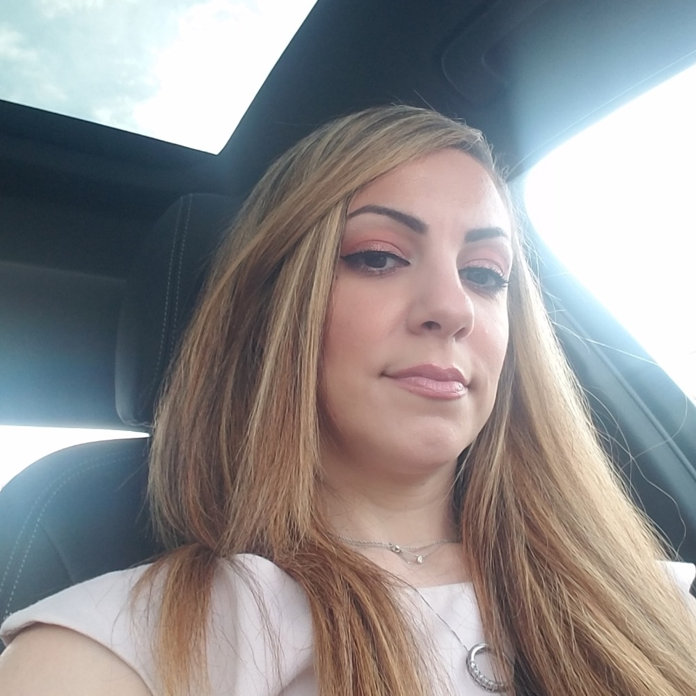 Meet your Posher, Liz